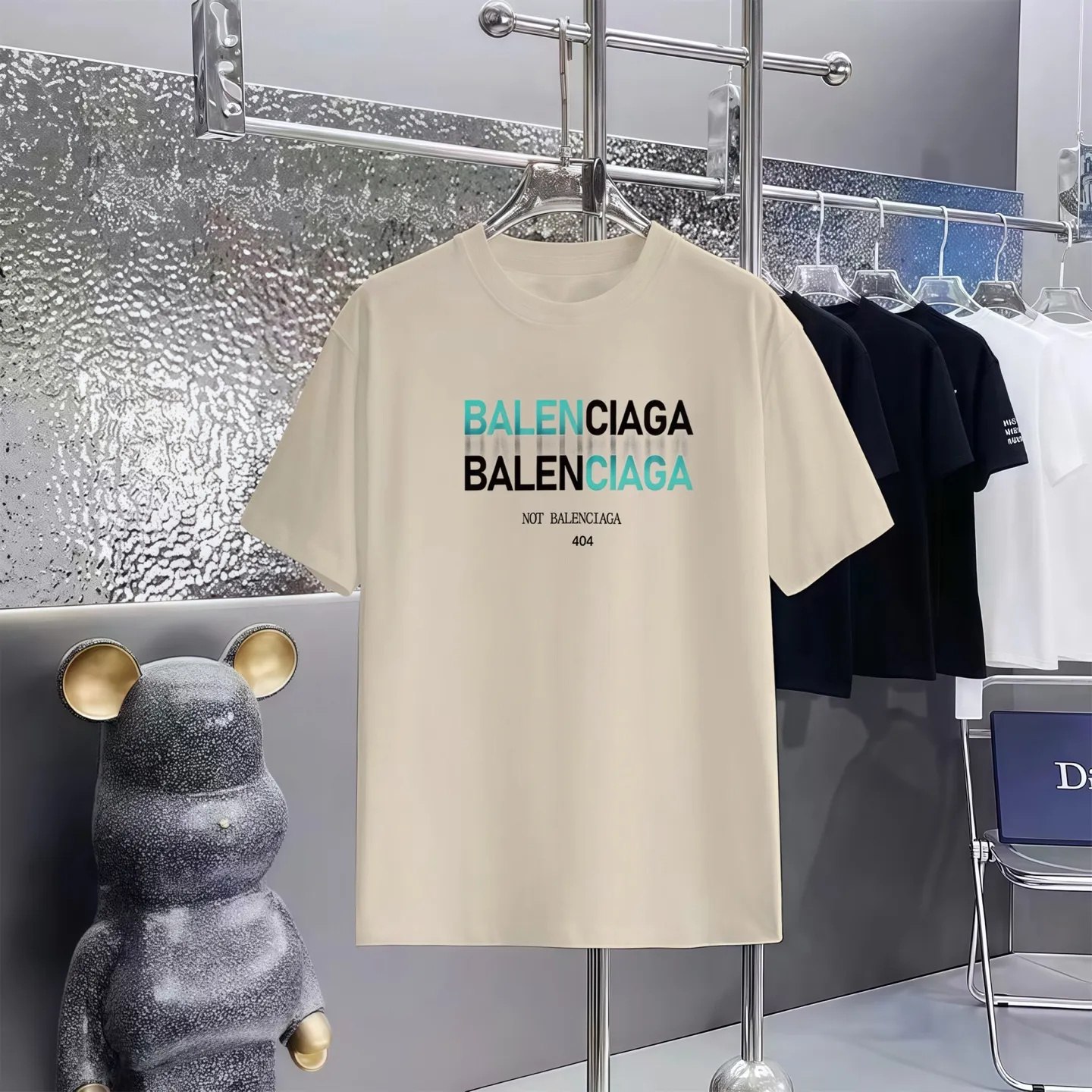 Balenciaga T 1:1 300 1×1 Same Style logo OS 200 ：Black，White， ，Red， Gray Size：XS-L